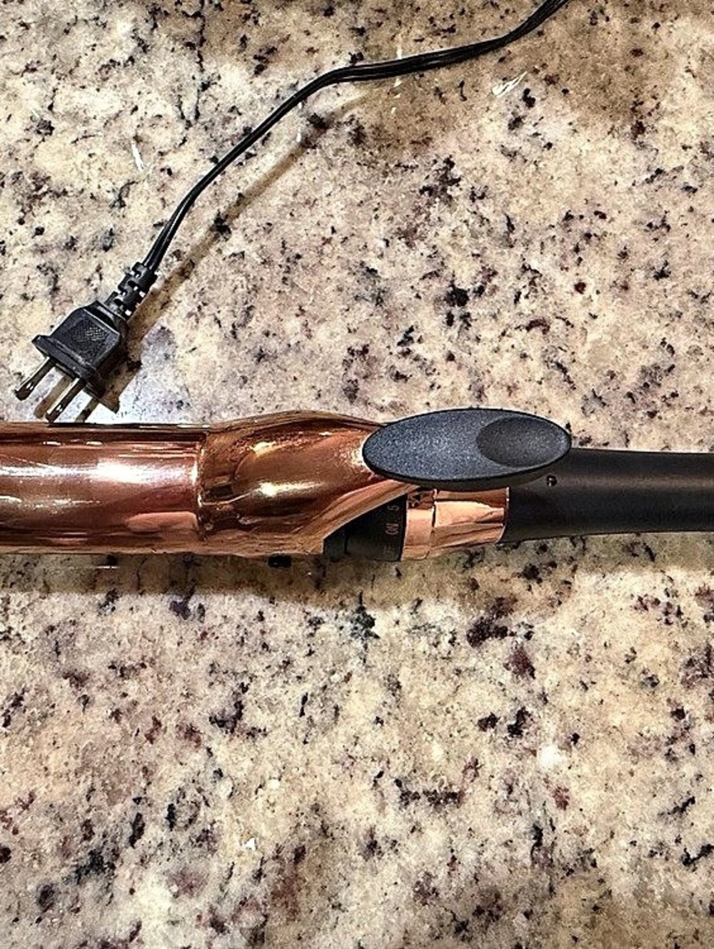 INFINITIPRO BY CONAIR Rose Gold Titanium 1 1/2-Inch Curling Iron